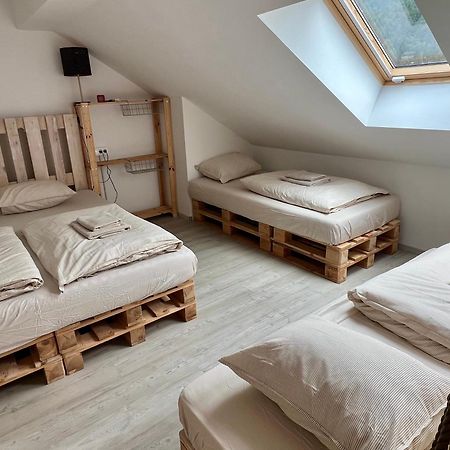 شقة Sport & Sunny Cosy Alpine Retreat كْرانْيِسكا غورا المظهر الخارجي الصورة